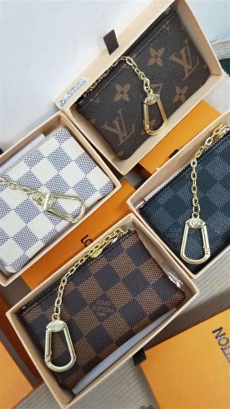 louis vuitton wallet for keys|louis vuitton card keychain.